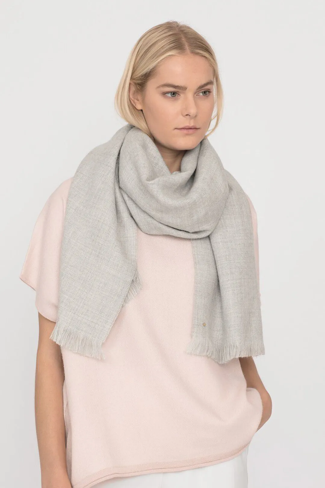 Cheap Cuyana Alpaca Scarf Light Heather Grey