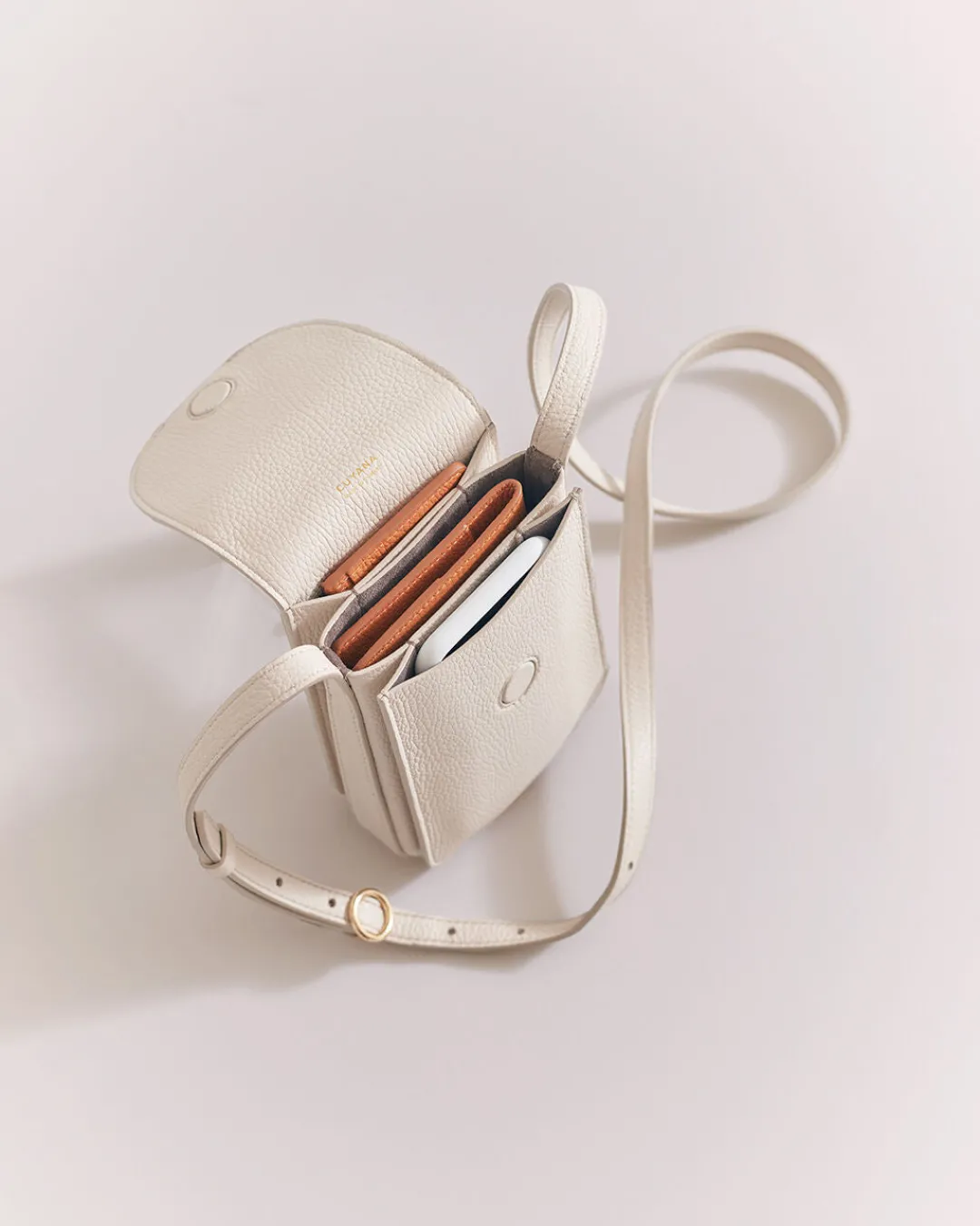 Flash Sale Cuyana Concertina Phone Bag Cappuccino